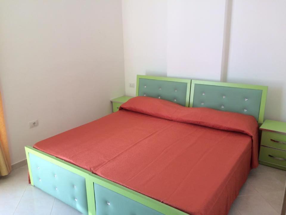 Rainbow Holiday Apartments วญอเรอ ภายนอก รูปภาพ