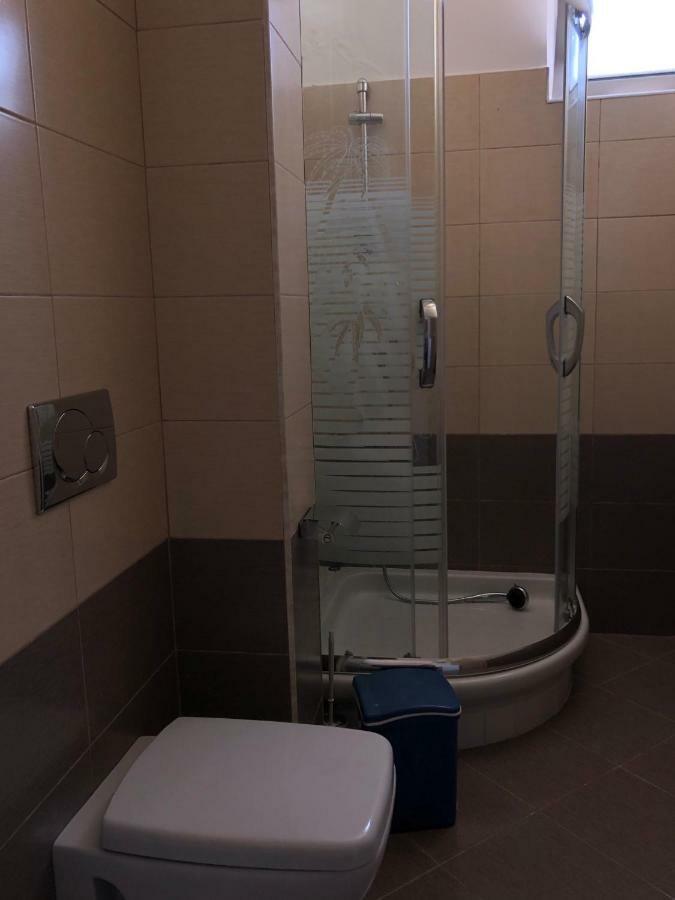 Rainbow Holiday Apartments วญอเรอ ภายนอก รูปภาพ