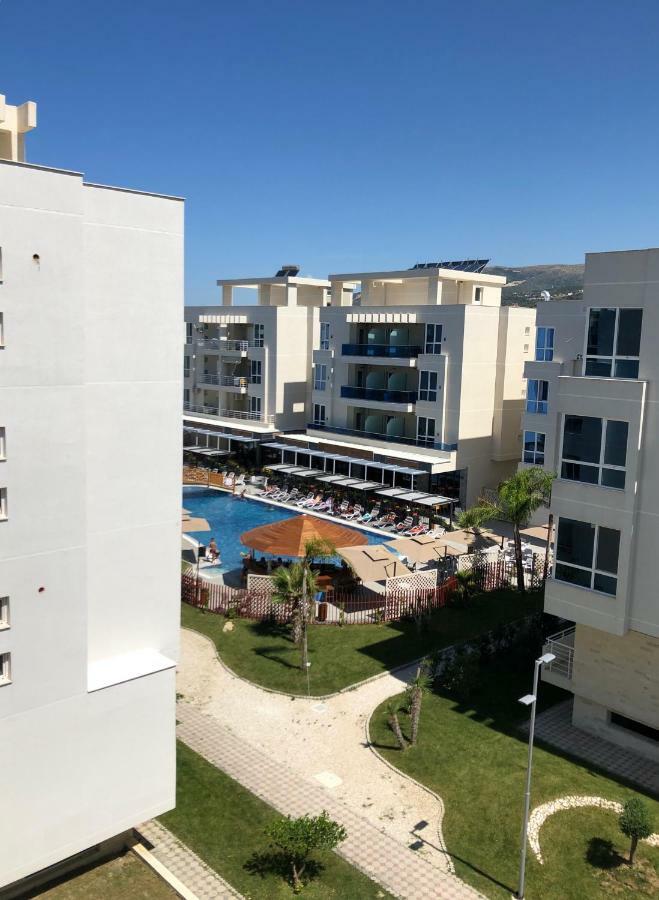 Rainbow Holiday Apartments วญอเรอ ภายนอก รูปภาพ