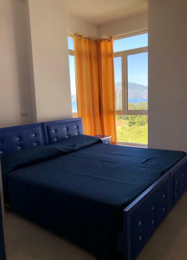 Rainbow Holiday Apartments วญอเรอ ภายนอก รูปภาพ