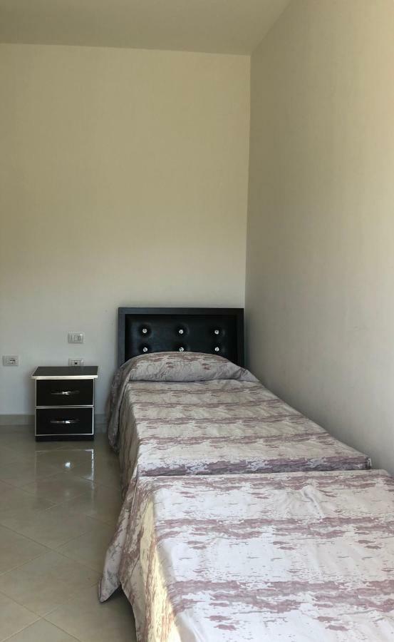 Rainbow Holiday Apartments วญอเรอ ภายนอก รูปภาพ